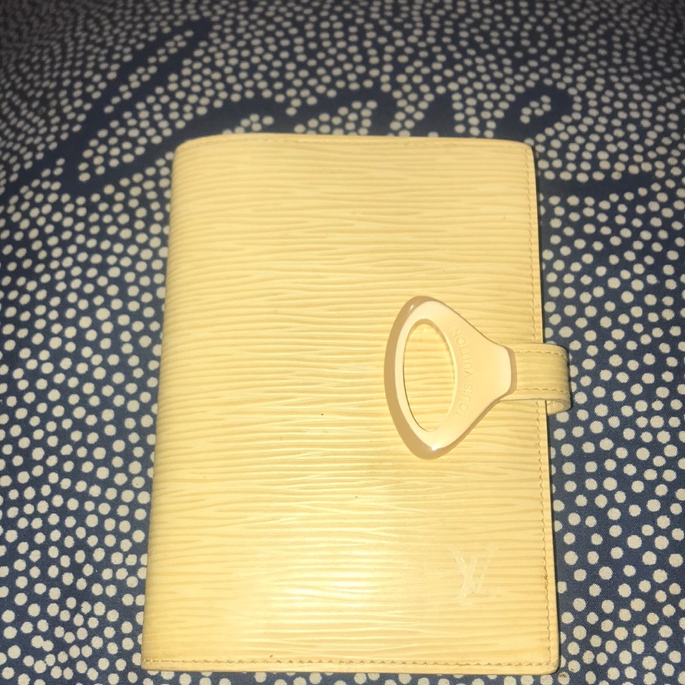 Louis Vuitton Epi Agenda